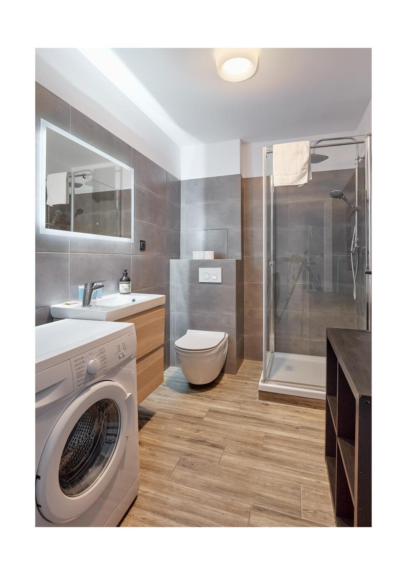 Malta Homely Apartment Poznan Bagian luar foto
